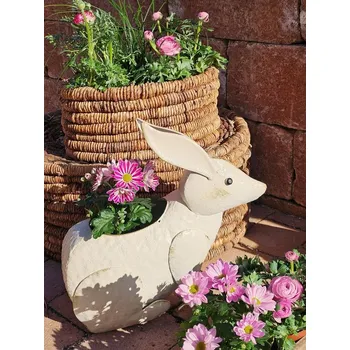 Obal na květináč Béžový antik kovový obal na květináč ve tvaru králíka - 40*17*40 cm