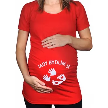 Červené těhotenské tričko s nápisem Tady bydlím já