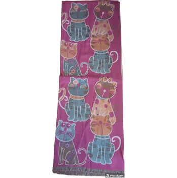 Krásný vlněný šál s kočkami