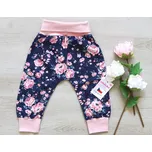 AMÁLKA Bavlněné rostoucí kalhoty, tmavé s květy, pudrově růžové Velikost: 92