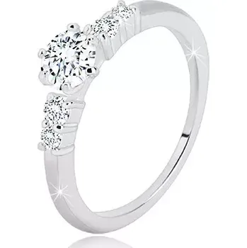 Prsten Prsten ze stříbra 925 - třpytivý zirkon v kotlíku, menší zirkony po stranách - Velikost: 58