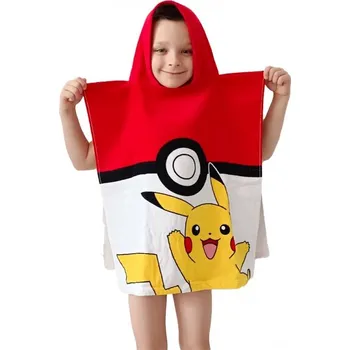 PONČO POKÉMON Pokéball a Pikachu