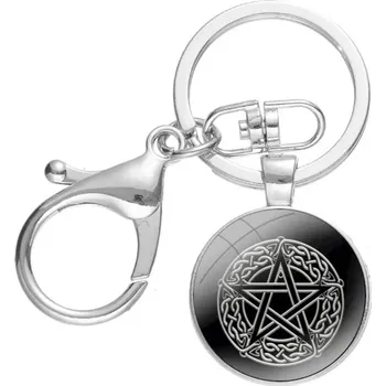 Přívěsek na klíče s pentagramem