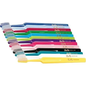Zubní kartáček TePe Select - zubní kartáček medium