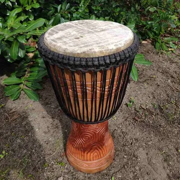 Buben Djembe 11” Kifaru, Ghana vyřezávaný 56 cm