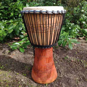 Buben Djembe 12” Kinta, Ghana vyřezávaný 58 cm