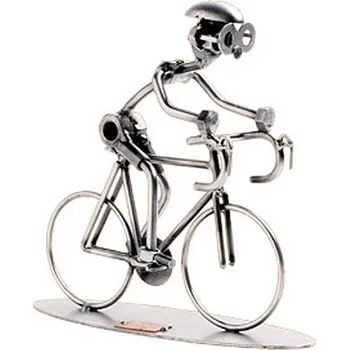 Cyklista - závodník TOUR