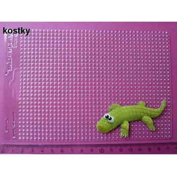 TEXTURY - šablony pro vytváření povrchů CHLUPATÝ MEDVĚD