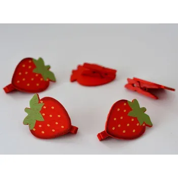 Velikonoční dekorace Dekorační dřevěný kolíček s jahodou