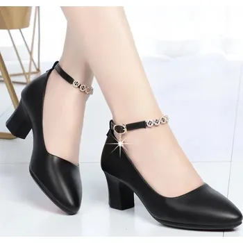 Dámské lodičky Lodičky s páskem a kovovou přezkou Velikost: 35, Barva (Varianta): Y