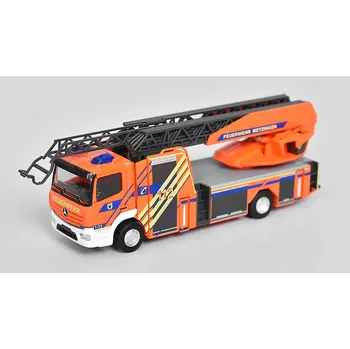 autíčko Mercedes-Benz Atego Feuerwehr Metzingen 1:87 - Herpa Mercedes Benz Atego - sběratelský model hasičského vozu