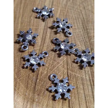 Přívěsek Přívěsek vločka s broušeným kamínkem Ø15 mm barva nikl