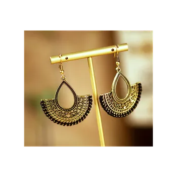 Náušnice Orientální Filigránové náušnice s bavlněným vyplétáním Černá