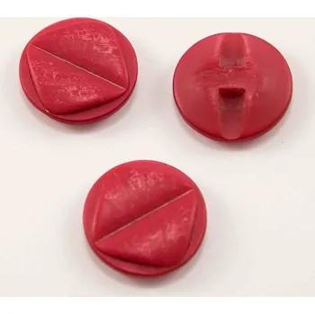 Knoflík Knoflík se spodním přišitím - červená - průměr 2,2 cm