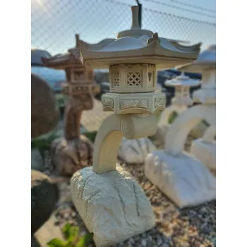 Stojací lampa Rankei lampa pískovcová