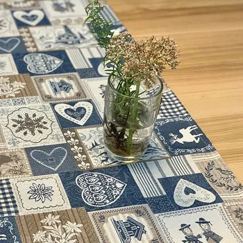 ubrus BYTEMA Gobelínový ubrus, šál PATCHWORK SRDCE modrý 35 x 44 cm