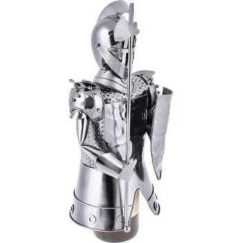Stojan na víno Stojan na víno Kovový model Rytíř (Originální dárek pro muže vinaře)
