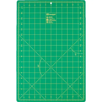 Řezací podložka Prym Řezací podložka Omnigrid, 45x30 cm barva: zelená