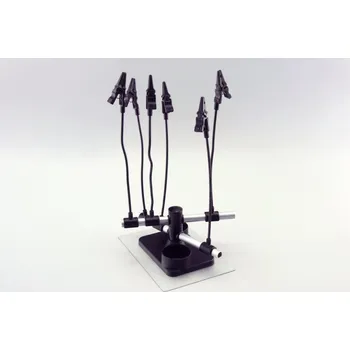 Plastikový model Mr. Almighty Clip II – stojan s úchyty