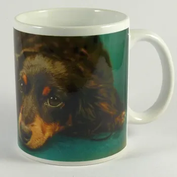 Hrnek Jezevčík tmavý