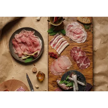 Dárkový potravinový koš Akční balíček - chorvatský pršut, sušená panenka, pancetta