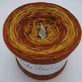 Příze Závin č.7 4n-1000m (Lady Dee's Strudel No.7)