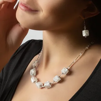 Náhrdelník Lampglas Křišťálový náhrdelník White Cubes s ryzím stříbrem v perlách Lampglas