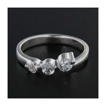 Prsten Stříbrný prsten s kamenem