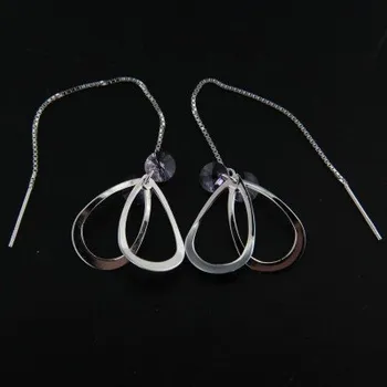 Náušnice Stříbrné náušnice s klasickým zapínáním