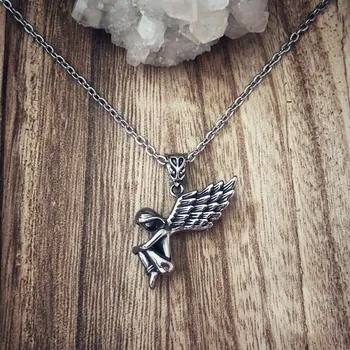 Řetízek Estemia Řetízek z chirurgické oceli s přívěskem Anděla Strážce 45 cm