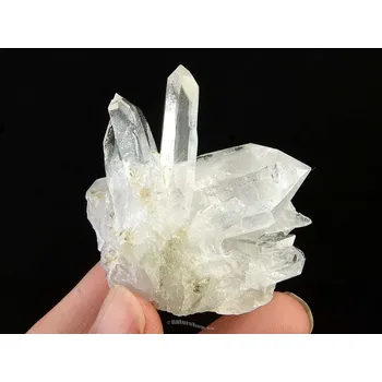 Přírodní kámen Křišťálová drúza s krystaly 43g