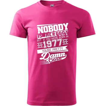 Nobody is perfect - 1977 - Klasické pánské triko vyšší gramáže - XS ( Purpurová )