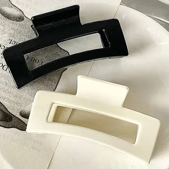 Skřipec do vlasů plastový 8 cm černá barva