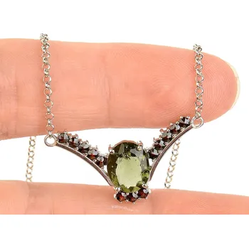 Náhrdelník Vltavín + granáty náhrdelník ovál 10 x 8mm standard brus Ag 925/1000 +Rh (43cm) 4,5g