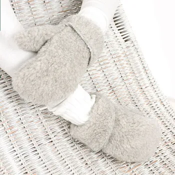 Rukavice BabičkaOvečková.cz Dětské palčáky (rukavice) z ovčí vlny merino světle šedá, Velikost S