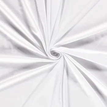 Sportovní úplet 85 % polyester, 15 % elastan, 240 g/m2 Barva: Bílý