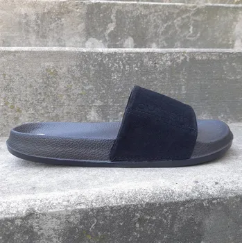 Dámské pantofle Outhorn HOL21-KLD601 DEEP BLACK Dámské pantofle EU 38