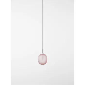 Brokis LED Závěsné svítidlo Ivy Single L, PC1217 ø 11,9 cm Povrch Montury: kov - antracitově šedý matovaný komaxit se strukturou, Barva skla: Světle růžová - transparentní sklo, Povrch baldachýnu: kov - antracitově šedý matovaný komaxit se strukturou