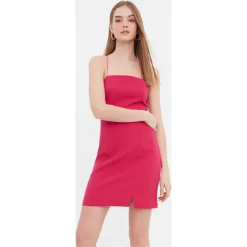 Dámské šaty Šaty Trendyol Fuchsia na ramínka Trendyol červená 1839673
