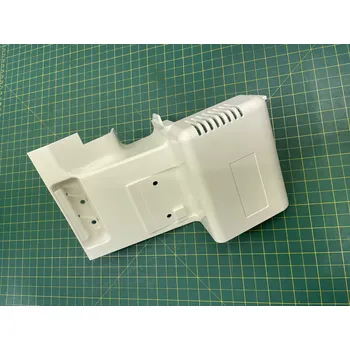 Příslušenství k šicímu stroji kryt motoru zadní pro overlock 787648006