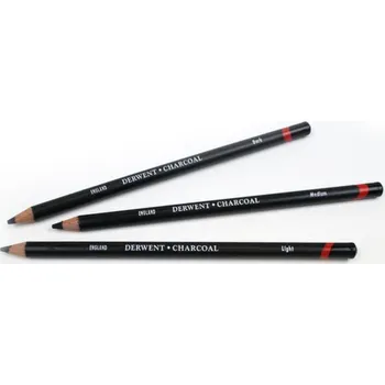 Uhel v tužce Derwent, medium