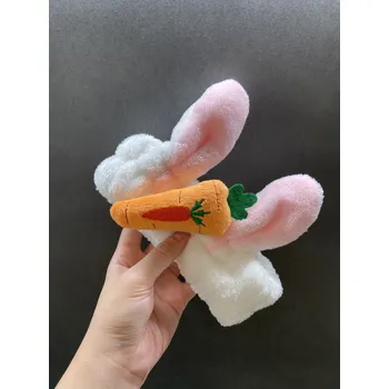 Čelenka Kosmetická čelenka s králičíma ušima a mrkví Barva: bílá