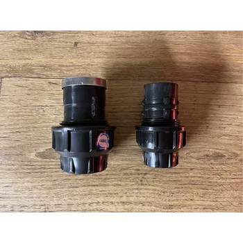 Fitinka Plas-fit PPS přímá se závitem - vnitřní Rozměr PPS: 25x3/4"