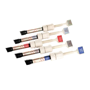 GC EUROPE GC Gradia Opaque, 2,4ml Varianta: OB4