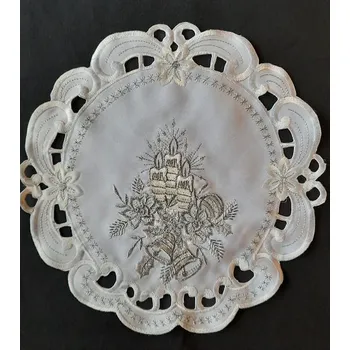 Vánoční dekorace UBRUS vyšívaný prům. 30cm vánoční bílá stříbro