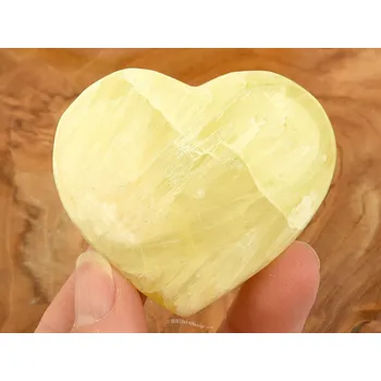 Sběratelství Kalcit žlutý srdce z Pákistánu 116g
