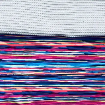 Kočárek i:zy Li:zzy Deka 2v1 letní Barva: růžové pruhy/stříbrná Deka do kočárku i cyklovozíku