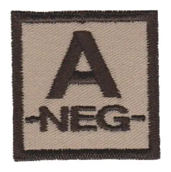 Nášivka NAVYS Označení krevní skupiny A- velcro suchý zip 4x4 pouštní desert B-50