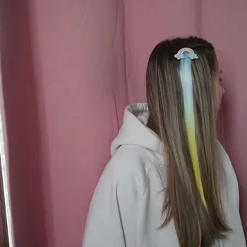 Paruka DAALO Dětský příčesek do vlasů se sponkou - duha - AKCE!