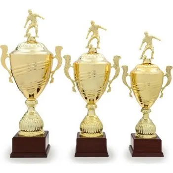 Pohár s fotbalovým hráčem 32526 Velikost pohárů: 32526.3 67cm